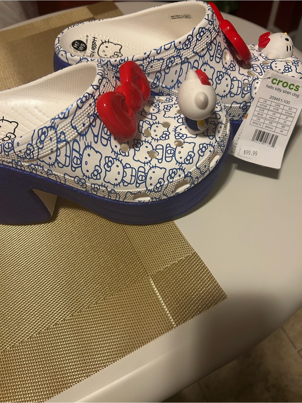 Hello Kitty Crocs